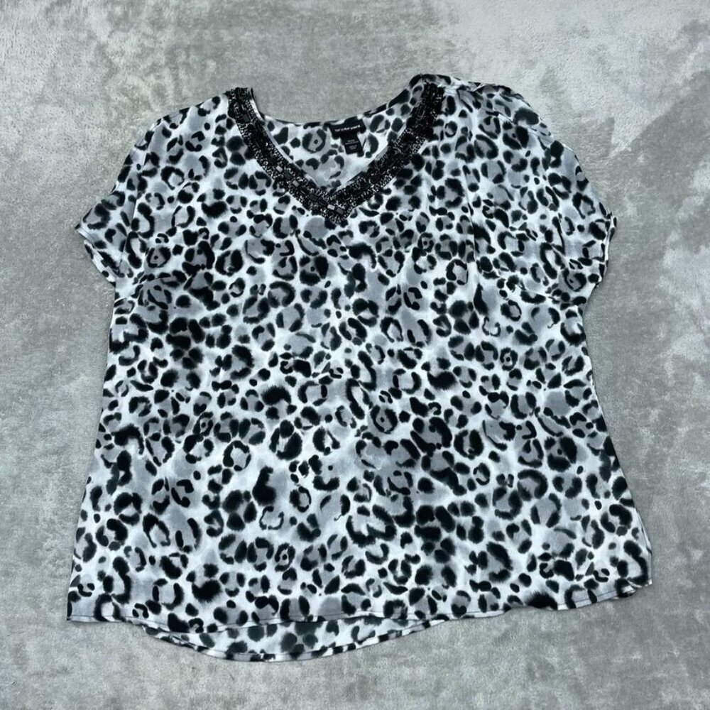 Lane Bryant Leopard Print Beaded Neckline Top Size 18/20 a0938